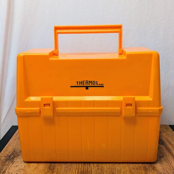🧡 Vintage Thermos Orange Plastic Lunchbox – Made in Canada - Picture 1 of 5